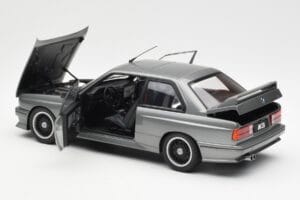 BMW M3 E30 Sport Evolution Cecotto Сив AUTOart 1:18 70567 Метал — снимка 5 от 8