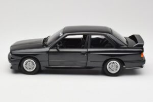 BMW M3 E30 Black Metallic Minichamps 1:18 180020306 Метал — снимка 4 от 8