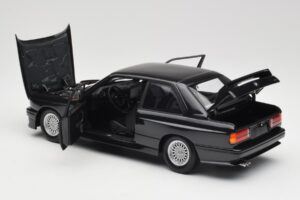 BMW M3 E30 Black Metallic Minichamps 1:18 180020306 Метал — снимка 5 от 8