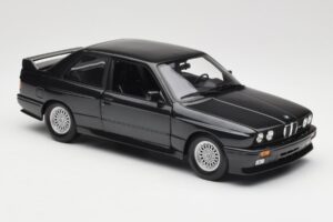BMW M3 E30 Black Metallic Minichamps 1:18 180020306 Метал — снимка 6 от 8