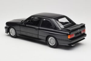 BMW M3 E30 Black Metallic Minichamps 1:18 180020306 Метал — снимка 7 от 8