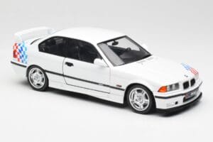 BMW M3 E36 Lightweight Бял Solido 1:18 S1803903 Метал — снимка 6 от 8