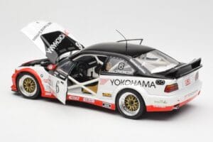 BMW M3 E36 GTR #0 B. Auberlen / M. Simo / P. Cunningham Daytona 24 Hours 1998 UT Models 1:18 39816 Метал — снимка 5 от 8
