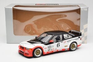 BMW M3 E36 GTR #0 B. Auberlen / M. Simo / P. Cunningham Daytona 24 Hours 1998 UT Models 1:18 39816 Метал — снимка 8 от 8