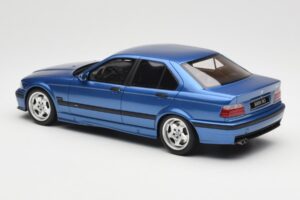 BMW M3 E36 Седан Синьо Otto 1:18 OT1082 Смола — снимка 5 от 6