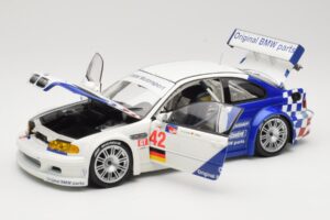 BMW M3 E46 GTR #42 J. Muller / J.J. Lehto ALMS 2001 Minichamps 1:18 80430139183 Метал — снимка 2 от 8
