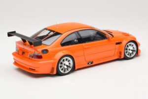 BMW M3 E46 GTR Street Оранжев Minichamps 1:18 100012106 Метал — снимка 3 от 8