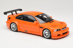 BMW M3 E46 GTR Street Оранжев Minichamps 1:18 100012106 Метал — снимка 6 от 8