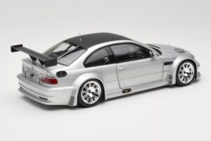 BMW M3 E46 GTR Street Сребрист With Carbon Roof Minichamps 1:18 100012102 Метал — снимка 3 от 8