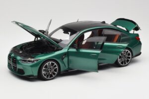 BMW M3 G80 Isle of Man Green Minichamps 1:18 113020203 Метал — снимка 2 от 8