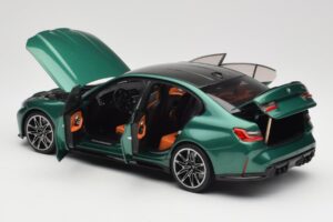 BMW M3 G80 Isle of Man Green Minichamps 1:18 113020203 Метал — снимка 5 от 8