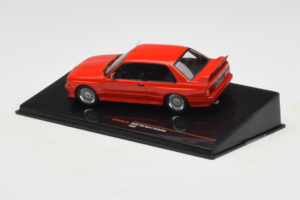 BMW M3 E30 Sport Evolution Червен IXO 1:43 CLC583N Метал — снимка 3 от 4