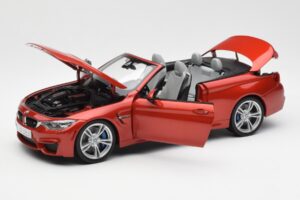 BMW M4 F83 Кабриолет Sakhir Оранжев Paragon 1:18 PA-97111 Метал — снимка 2 от 8