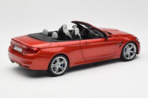 BMW M4 F83 Кабриолет Sakhir Оранжев Paragon 1:18 PA-97111 Метал — снимка 3 от 8