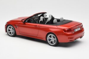 BMW M4 F83 Кабриолет Sakhir Оранжев Paragon 1:18 PA-97111 Метал — снимка 7 от 8