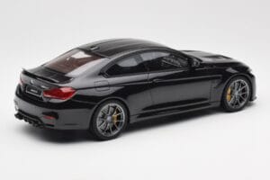 BMW M4 F82 CS Черен GT Spirit 1:18 GT845 Смола — снимка 2 от 6