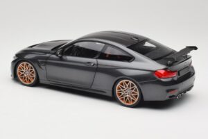 BMW M4 F82 GTS Mineral Grey Metallic Minichamps 1:18 110025222 Метал — снимка 7 от 8