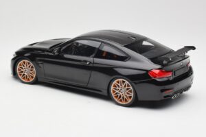 BMW M4 F82 GTS Sapphire Black Metallic Minichamps 1:18 110025220 Метал — снимка 7 от 8