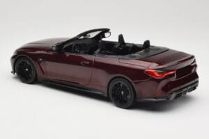 BMW M4 G83 Кабриолет Червен Металик Minichamps 1:18 155021032 Метал — снимка 5 от 6
