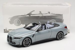 BMW M4 G83 Кабриолет Grey Metallic Minichamps 1:18 110021032 Метал — снимка 8 от 8