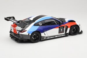 BMW M4 G82 GT3 Presentation 2021 Minichamps 1:18 80435A5D002 Метал — снимка 3 от 8