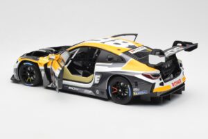 BMW M4 G82 GT3 Rowe Racing #98 ADAC 24 Hours Nürburgring 2022 Minichamps 1:18 113222098 Метал — снимка 5 от 8