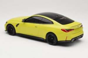 BMW M4 G82 Жълт Minichamps 1:18 155020120 Метал — снимка 5 от 6
