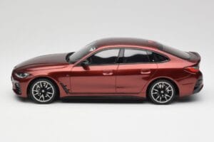 BMW M440i G26 Gran Coupe Aventurine Червен Otto 1:18 OT1075 Смола — снимка 3 от 6