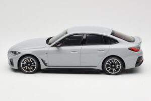 BMW M440i G26 Gran Coupe Brooklyn Сиво Металик Otto 1:18 OT454 Смола — снимка 3 от 6