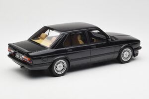 BMW M5 E28 Diamond Черен Otto 1:18 OT184 Смола — снимка 2 от 6