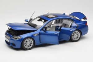 BMW M5 F10 Monte Carlo Blue Paragon 1:18 80432186352 Метал — снимка 2 от 8