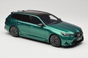 BMW M5 G99 Competition Touring Isle of Man Green GT Spirit 1:18 GT509 Смола — снимка 4 от 6