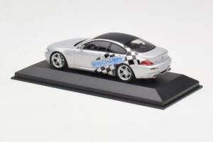 BMW M6 E63 IAA Frankfurt Сребрист Minichamps 1:43 M6001 Метал — снимка 3 от 4