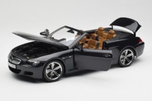 BMW M6 E64 Кабриолет Sapphire Black Kyosho 1:18 80430417424 Метал — снимка 2 от 9