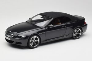 BMW M6 E64 Кабриолет Sapphire Black Kyosho 1:18 80430417424 Метал — снимка 3 от 9