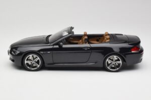 BMW M6 E64 Кабриолет Sapphire Black Kyosho 1:18 80430417424 Метал — снимка 5 от 9