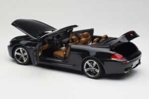 BMW M6 E64 Кабриолет Sapphire Black Kyosho 1:18 80430417424 Метал — снимка 6 от 9
