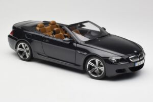 BMW M6 E64 Кабриолет Sapphire Black Kyosho 1:18 80430417424 Метал — снимка 7 от 9