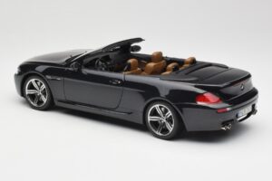 BMW M6 E64 Кабриолет Sapphire Black Kyosho 1:18 80430417424 Метал — снимка 8 от 9