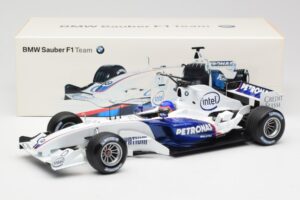 BMW Sauber F1.06 #17 J. Villeneuve Launch Version 2006 Minichamps 1:18 80430413184 Метал — снимка 6 от 6