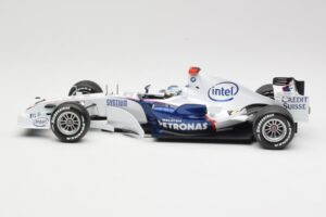 BMW Sauber F1.07 #9 N. Heidfeld Launch Version 2007 Minichamps 1:18 80430426994 Метал — снимка 3 от 7