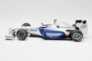 BMW Sauber F1.09 #6 N. Heidfeld Launch Version 2009 Minichamps 1:18 80432154856 Метал — снимка 3 от 7