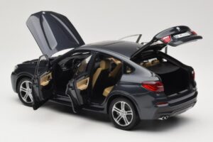 BMW X4 F26 Sophisto Grey Paragon 1:18 80432352461 Метал — снимка 5 от 8