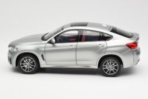 BMW X6 M F86 Donington Сиво Металик Norev 1:18 80432364886 Метал — снимка 4 от 8