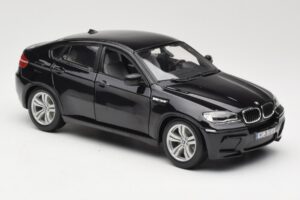 BMW X6 M E71 Черен Bburago 1:18 18-12081 Метал — снимка 6 от 8