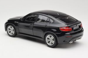 BMW X6 M E71 Черен Bburago 1:18 18-12081 Метал — снимка 7 от 8