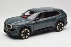 BMW XM G09 Isle of Man Green Minichamps 1:18 110023300 Метал