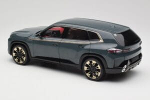 BMW XM G09 Isle of Man Green Minichamps 1:18 110023300 Метал — снимка 7 от 8