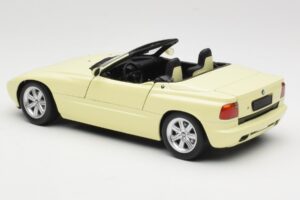 BMW Z1 Жълт Minichamps 1:18 180020104 Метал — снимка 7 от 8