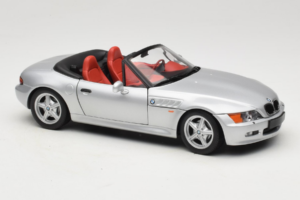 BMW Z3 Кабриолет Сребърен UT Models 1:18 20402 Метал — снимка 6 от 8